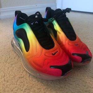 Nike air max 720 women rainbow